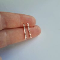 Hammered copper bar earrings, handcrafted by The Tiny Tree Frog Jewellery