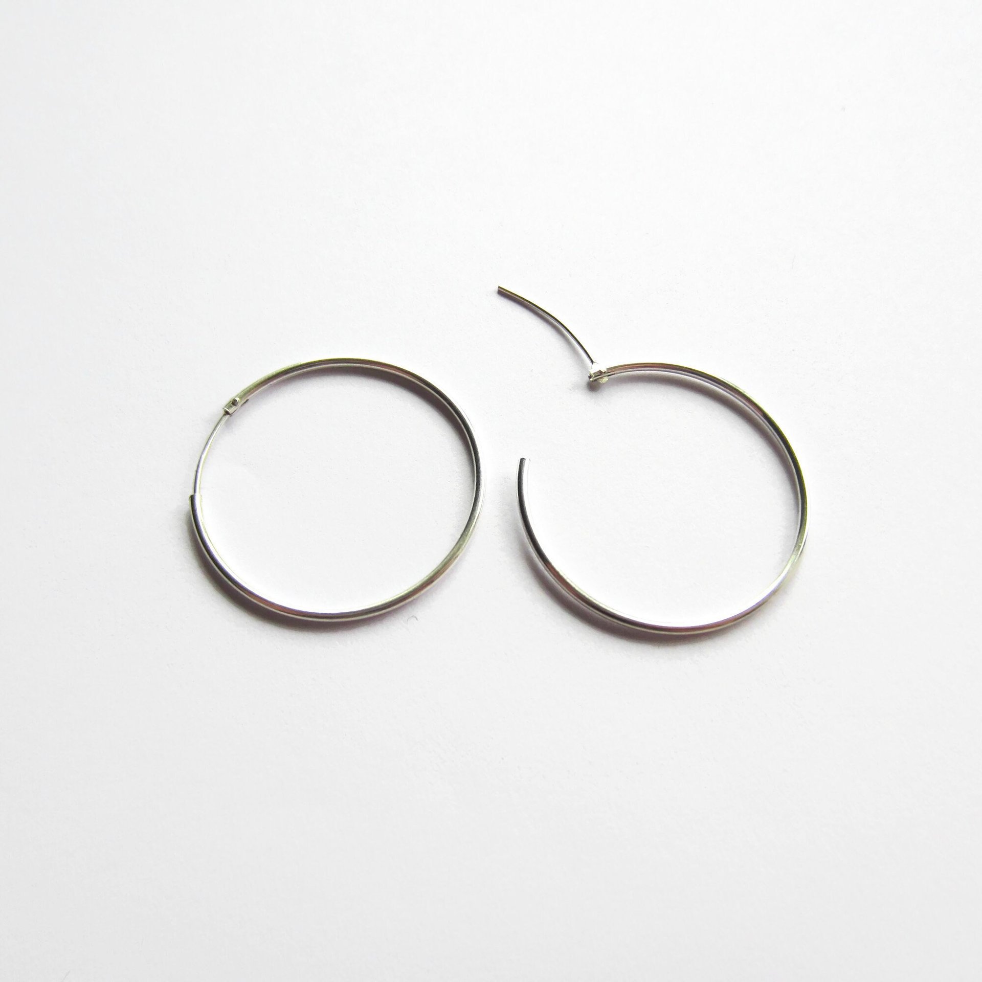 Single or Pair of Large 30mm 925 Sterling Silver Hinged Hoop Earrings ~ The Tiny Tree Frog Jewellery
