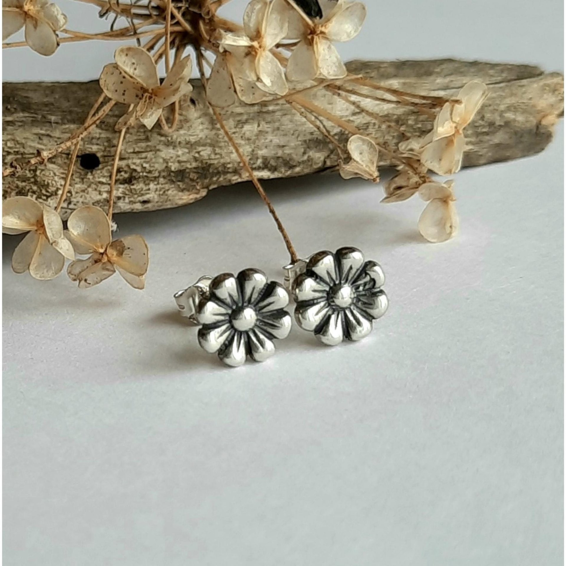 Oxidised Fine Silver Daisy Stud Earrings ~ April Birth Flower Studs ~ Handmade by The Tiny Tree Frog Jewellery