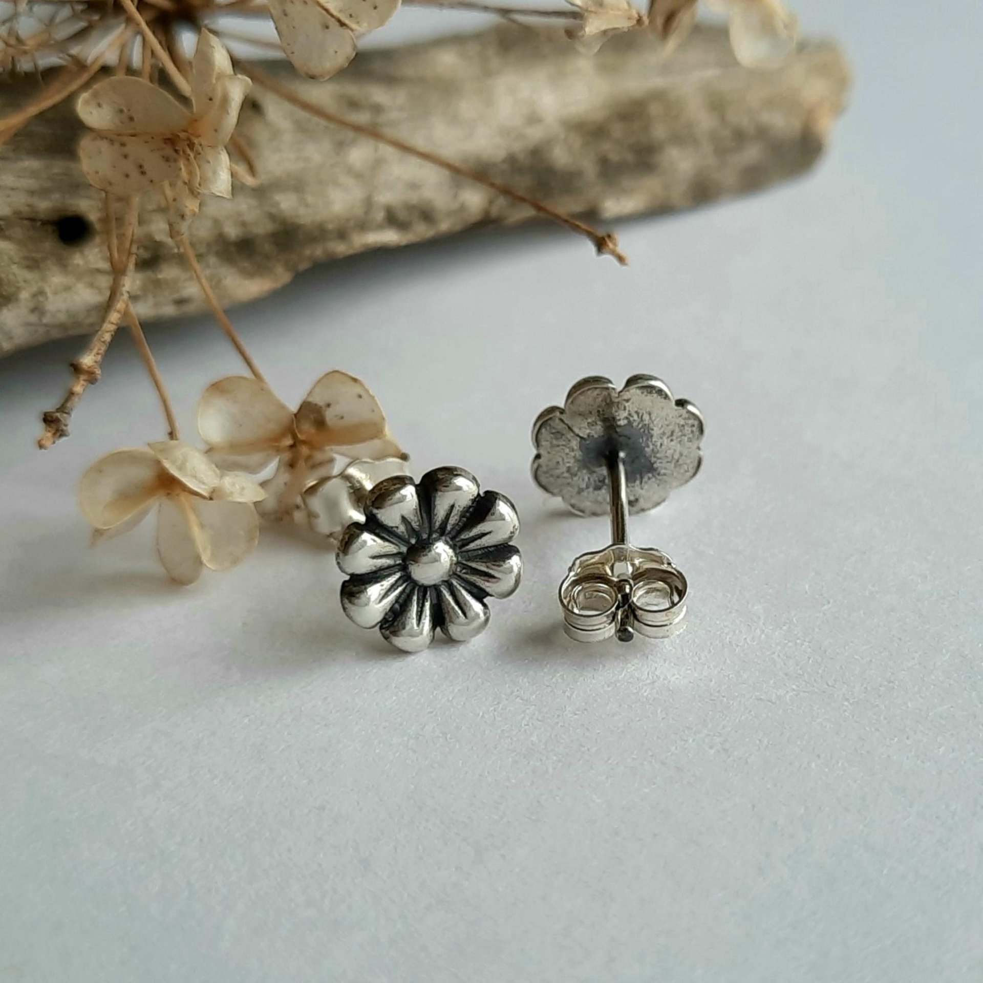 Oxidised Fine Silver Daisy Stud Earrings ~ April Birth Flower Studs ~ Handmade by The Tiny Tree Frog Jewellery